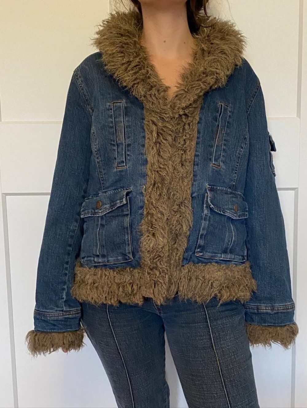 Vintage Grunge Denim Jacket with Faux Fur Trim - Blue